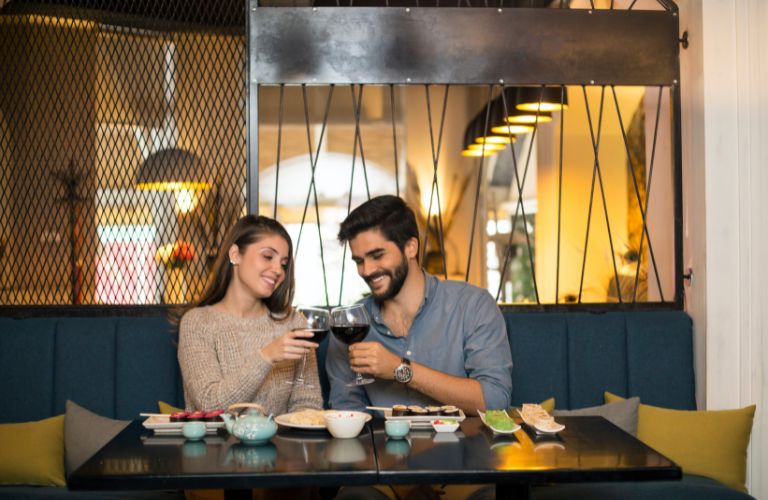 Food and drink date ideas Romantic Date Ideas for Couples